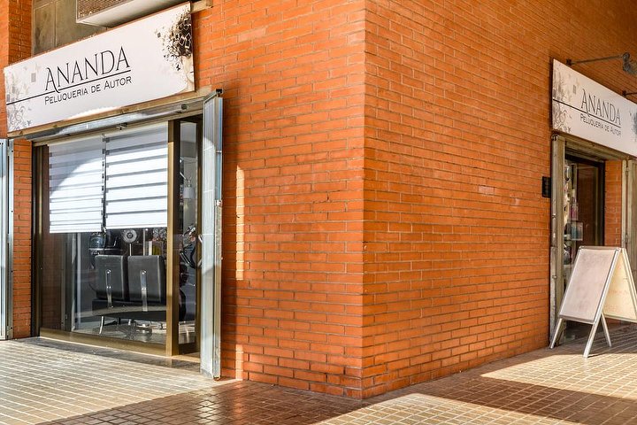 Ananda Peluquería de Autor - Coiffure Sabadell - Photo de galerie - OneBooking