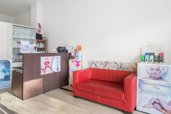 Karina Nails & Beauty - Onglerie Milano - Photo de galerie - OneBooking