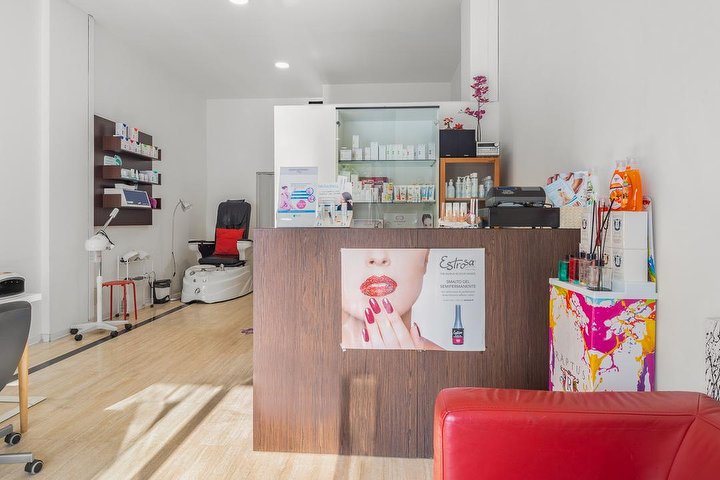 Karina Nails & Beauty - Onglerie Milano - Photo de galerie - OneBooking