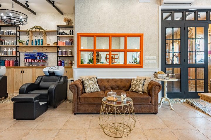 Cool Beauty Teatinos - Coiffure Málaga - Photo de galerie - OneBooking