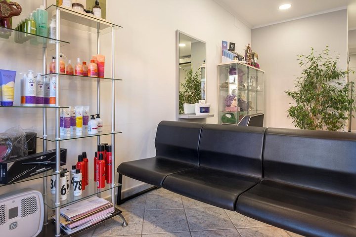 Vanity - Coiffure Roma - Photo de galerie - OneBooking