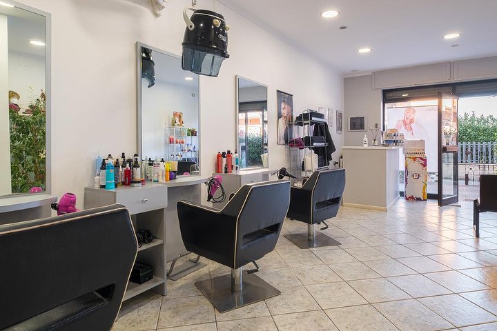 Vanity - Coiffure Roma - Photo de couverture - OneBooking