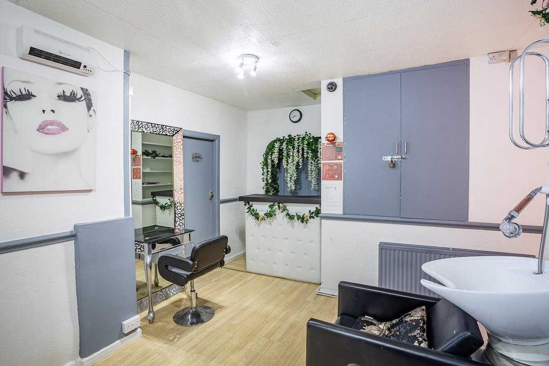 Divine Skin Care & Beauty Beauty Salon in Bradley Stoke