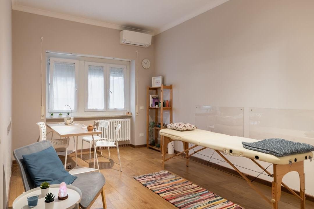 Naturopata Martina Maini, Colli Albani, Roma