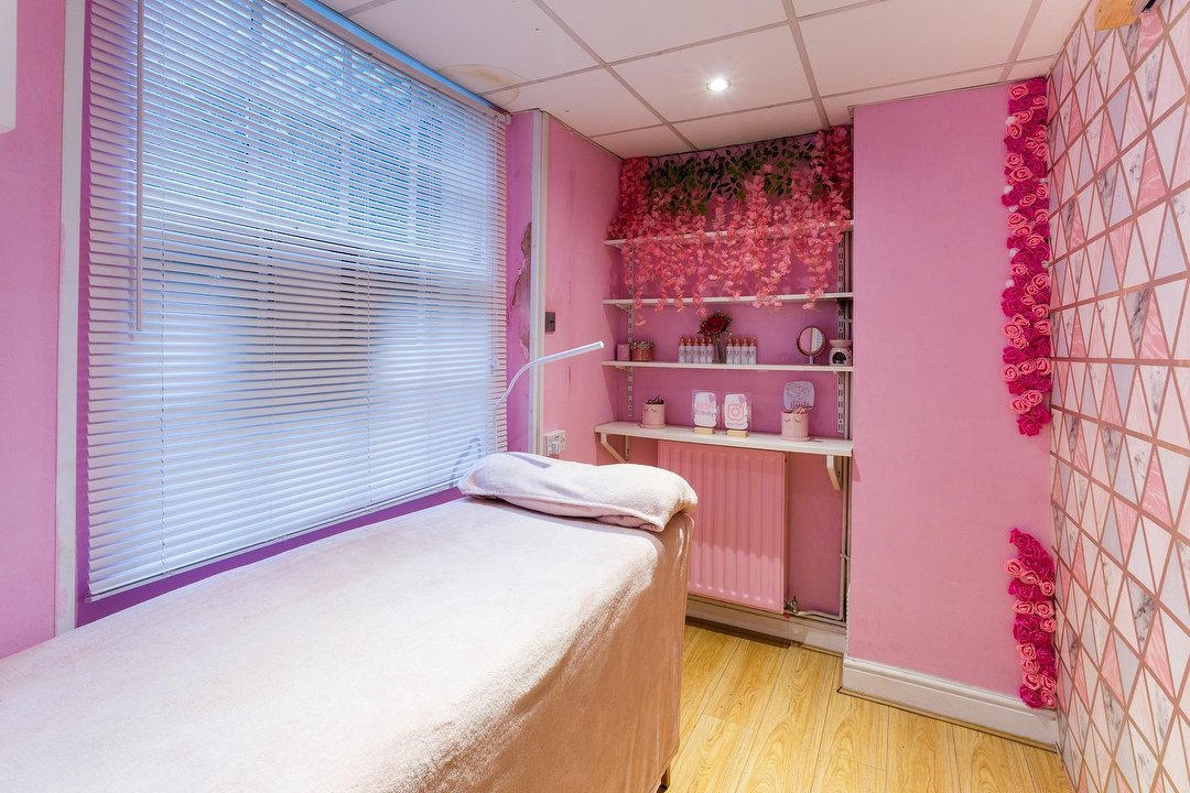 Eesh Beauty, Pimlico, London