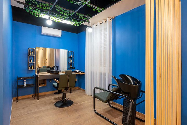 Beauty Love The Hair - Coiffure Parma - Photo de galerie - OneBooking