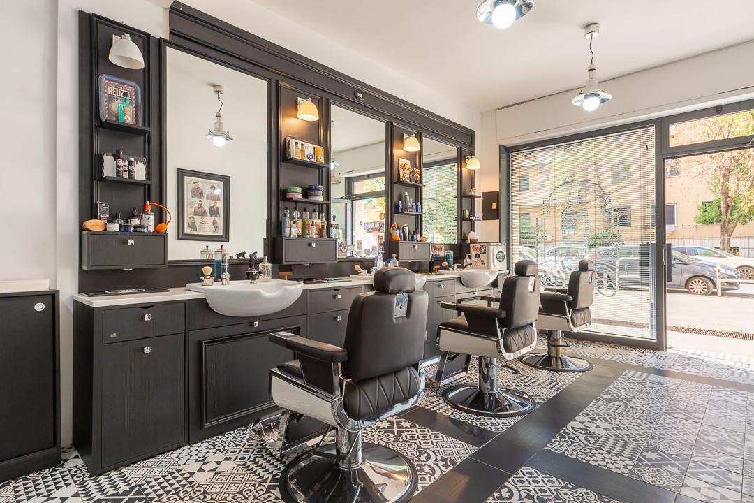 Poison Barber Shop, Don Bosco, Roma
