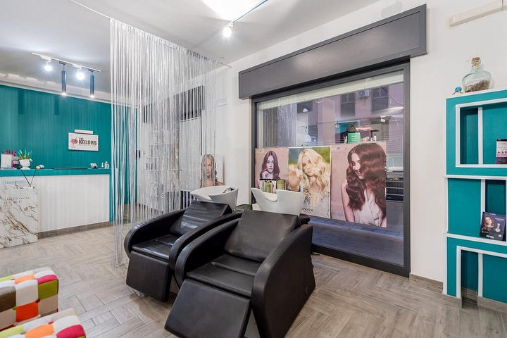 Kolors Hair Stylist - Coiffure Volla - Photo de galerie - OneBooking