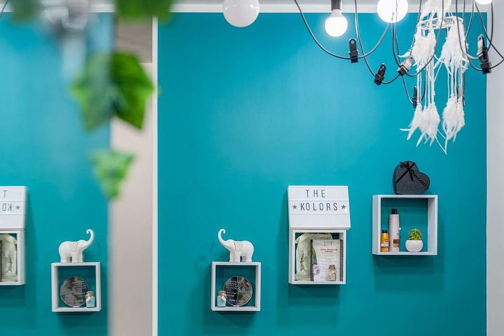 Kolors Hair Stylist - Coiffure Volla - Photo de galerie - OneBooking
