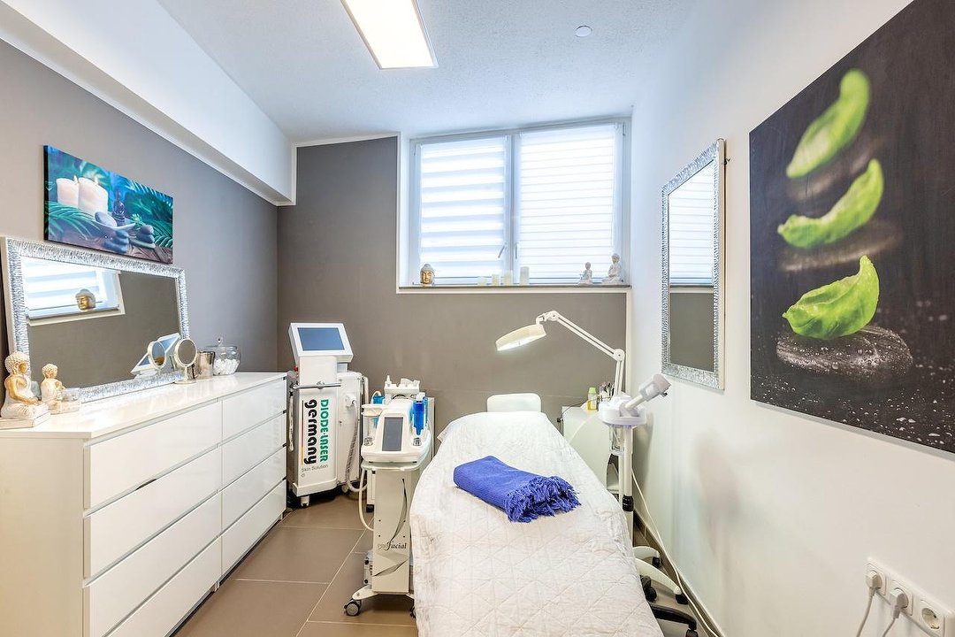 cosmetic esthetic center, Longerich, Köln
