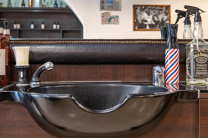 Gentlemen Barbershop - Barbier Piacenza - Photo de galerie - OneBooking