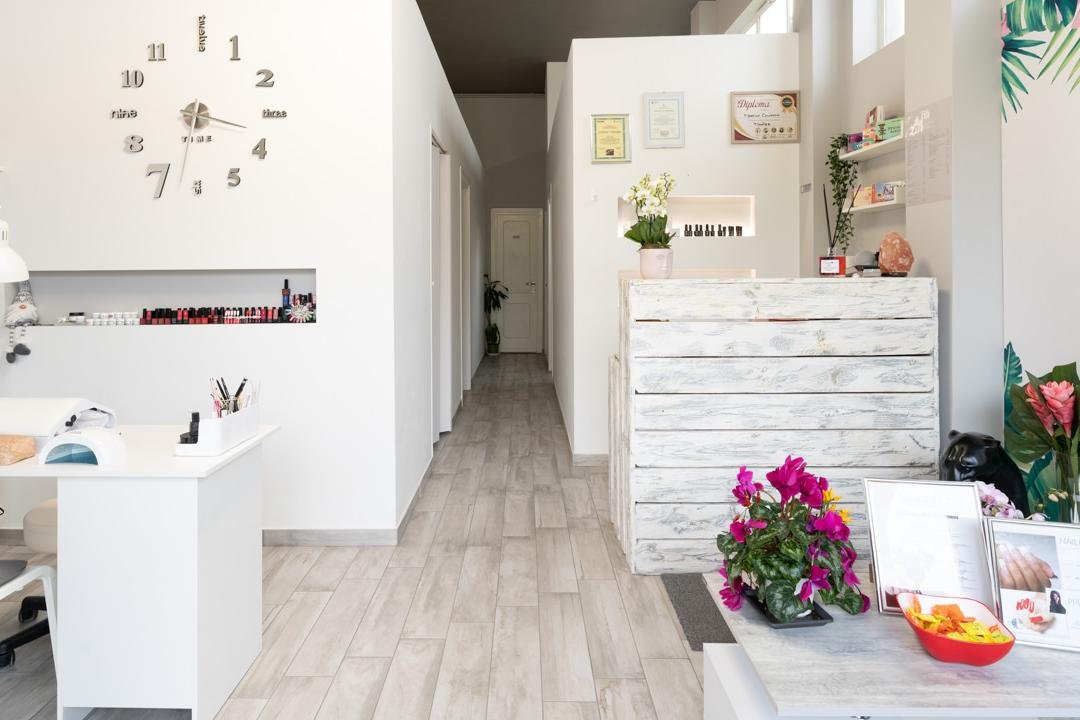 Martina Nails and Pmu, Portuense, Roma