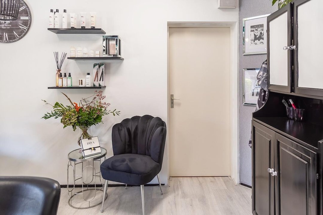 Hair 4 You by Romina, Wateringen, Zuid-Holland