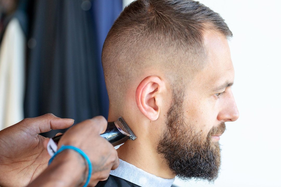 Peluquería Barbería Ali, Ceuta