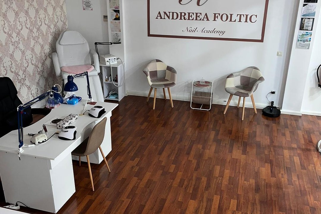 Andreea Foltic Nail Academy, Girona