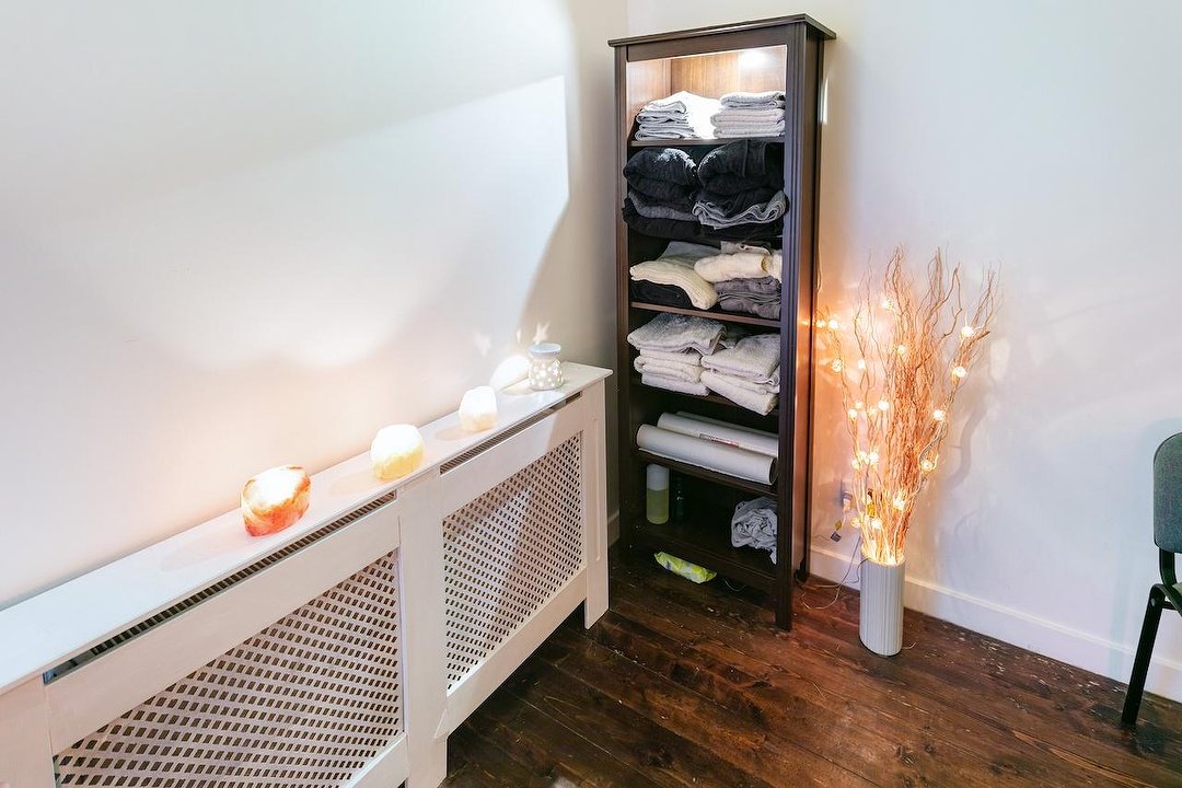 Adam's Sports & Massage Therapy @ Beauty Beehive, Woodlands, Glasgow