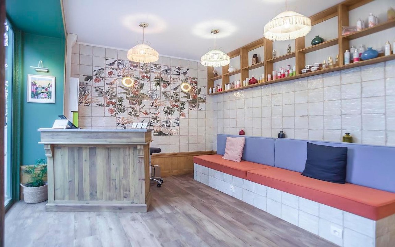 Institut Beaute Laumiere Manucures près de Métro Laumière, Paris - Treatwell
