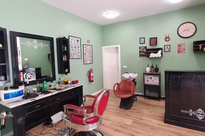 Barbearia Candeias  Cabeleireiro em Coimbra - Treatwell