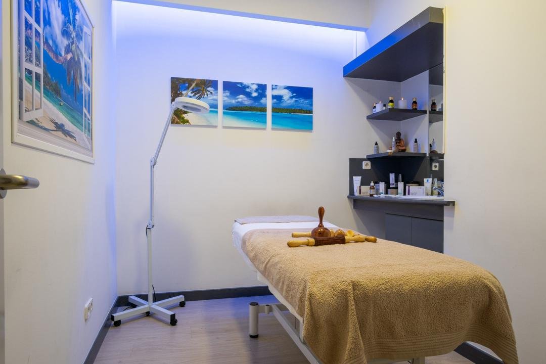 Eliza Beauty, Hispanoamerica, Madrid