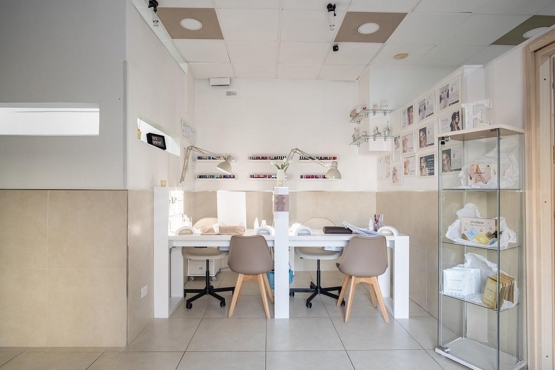 Essenthia Urban Spa, Piscinola, Napoli