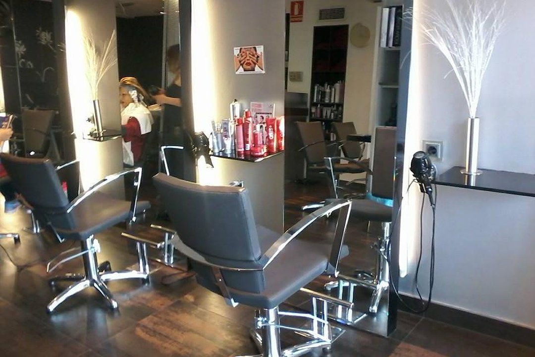 Toni Reina Peluqueros, Sant Martí de Provençals, Barcelona