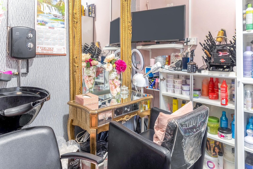 Diva Divas Hair, Catford, London