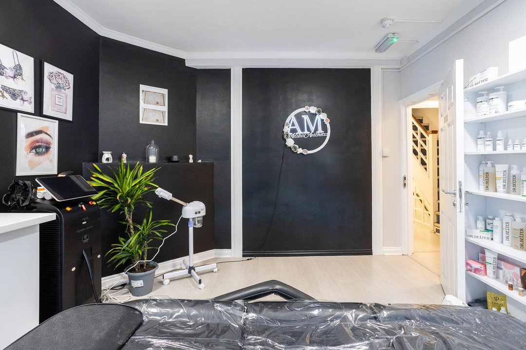 Toip, Edgware, London