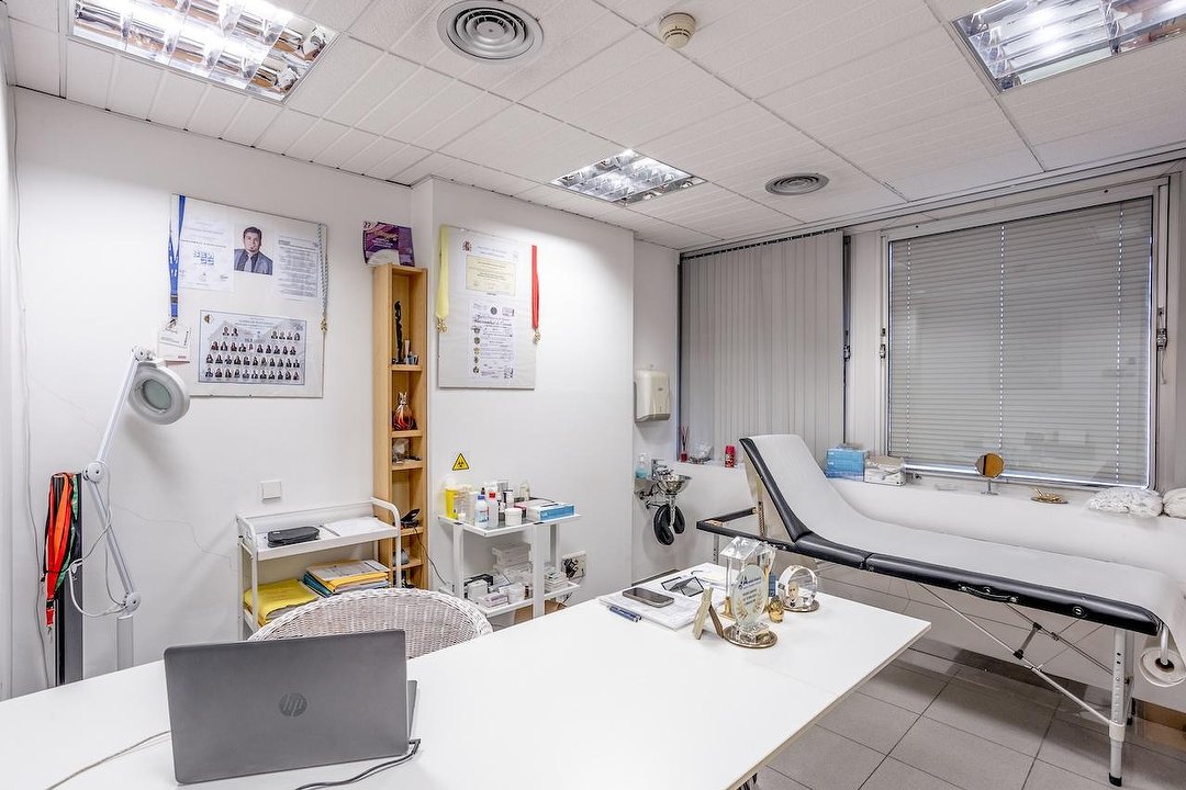 Centro Médico Meynde, La Salut, Barcelona