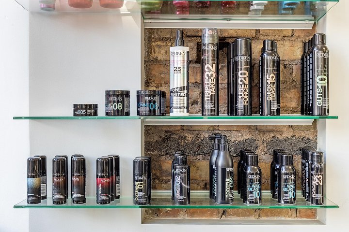 MP4 Hair & Beauty Salon - Coiffure Crouch End - Photo de galerie - OneBooking