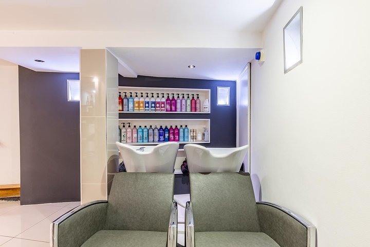 MP4 Hair & Beauty Salon - Coiffure Crouch End - Photo de galerie - OneBooking
