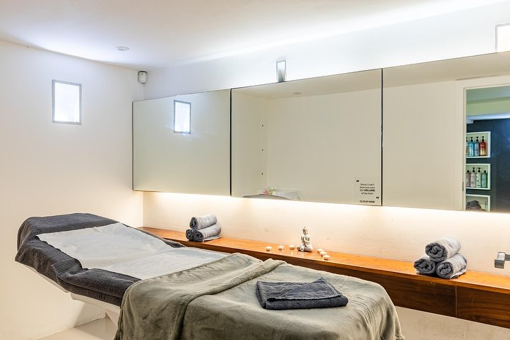 MP4 Hair & Beauty Salon - Coiffure Crouch End - Photo de galerie - OneBooking