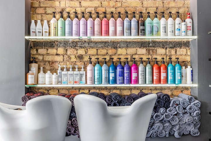 MP4 Hair & Beauty Salon - Coiffure Crouch End - Photo de galerie - OneBooking