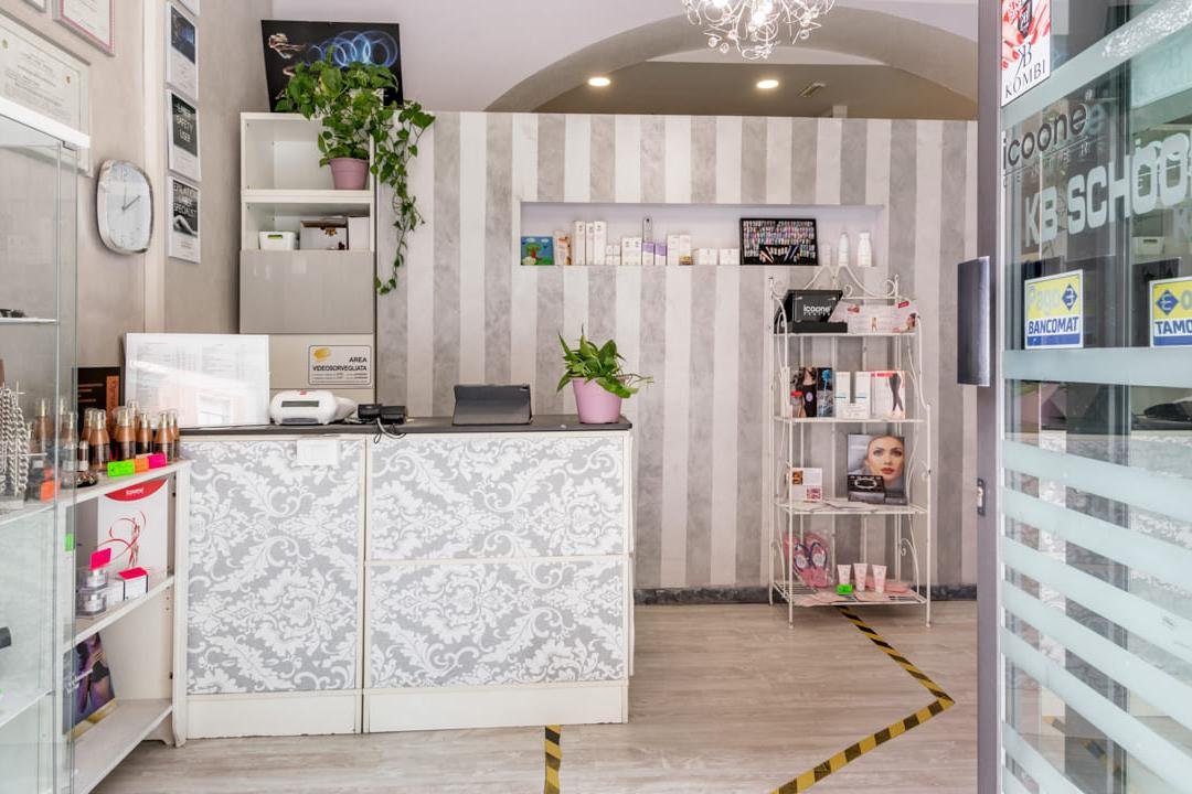 Pink & White, Bolzaneto, Genova