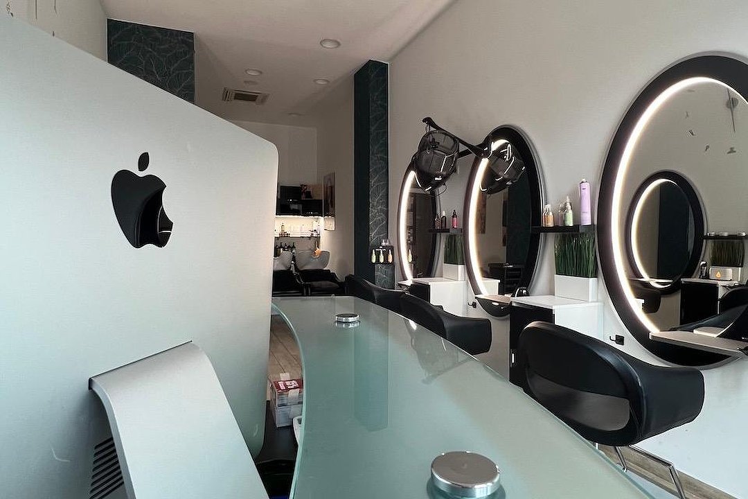 Eiden Saloon, Libia, Milano