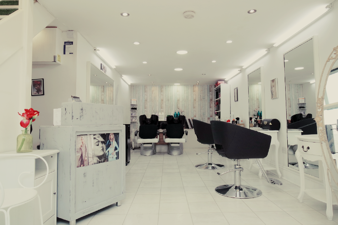 No.55 Hairdressing, King's Cross, London