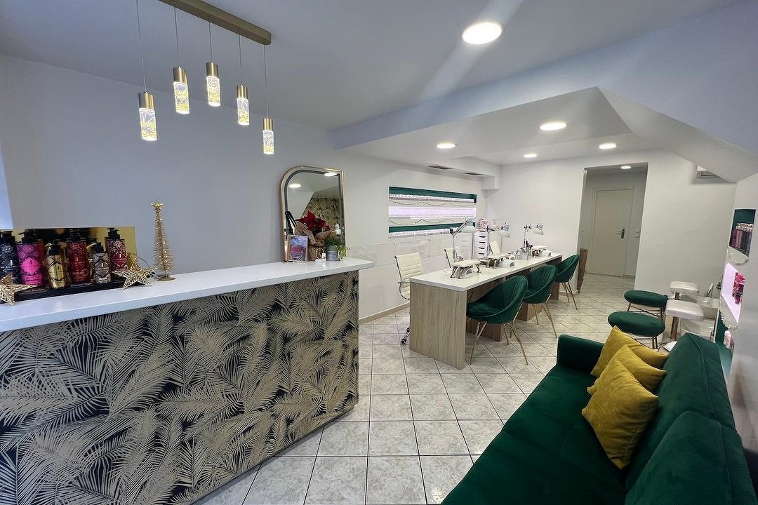 Arti e Viso Beauty & Nails Salon, Zakynthos, Ionian Islands