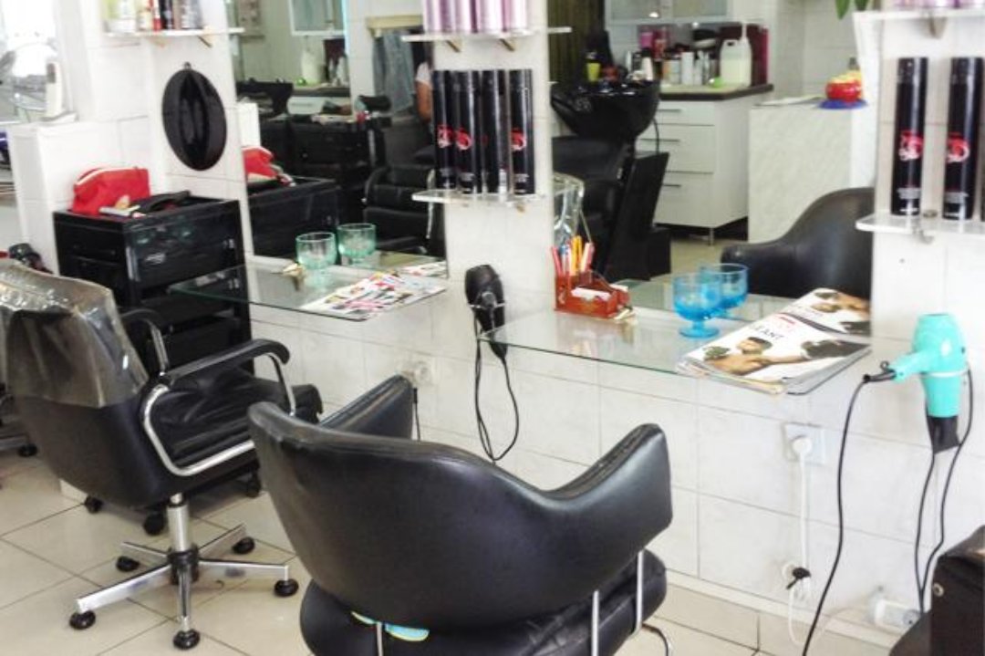 Tony Ly Coiffure et Ongles, 18e arrondissement, Paris
