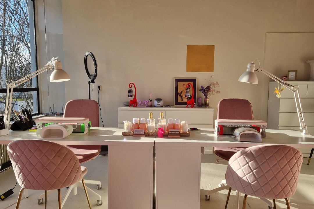 Het Nagel Atelier Rotterdam, Stadsdriehoek, Rotterdam