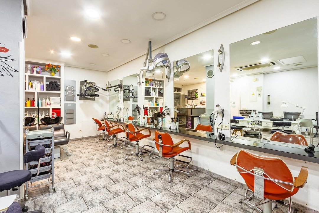 Wax Peluquería y Estética Unisex, Rios Rosas, Madrid