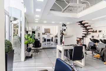 Donna In Pina e Davide Parrucchieri