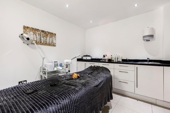 Covent Garden Beauty -  65 Endell Street, WC2H 9AJ - Massage Covent Garden - Photo de galerie - OneBooking