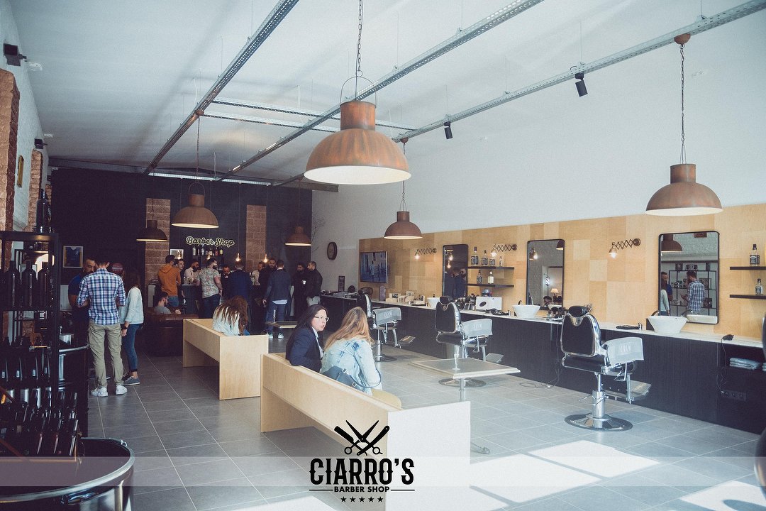 Ciarro's Barbershop, Hainaut