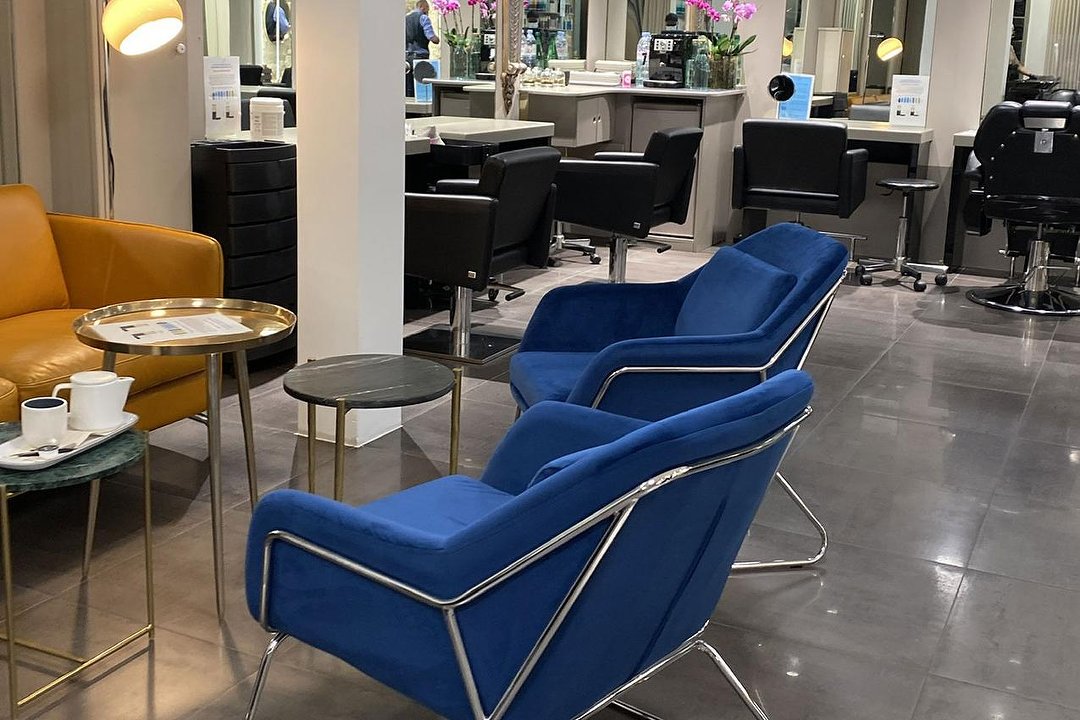 Salon Lucia Iraci, 6e arrondissement, Paris