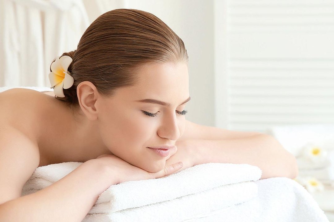 Beauté & Relaxation, Rue du Trône, Rhône-Alpes