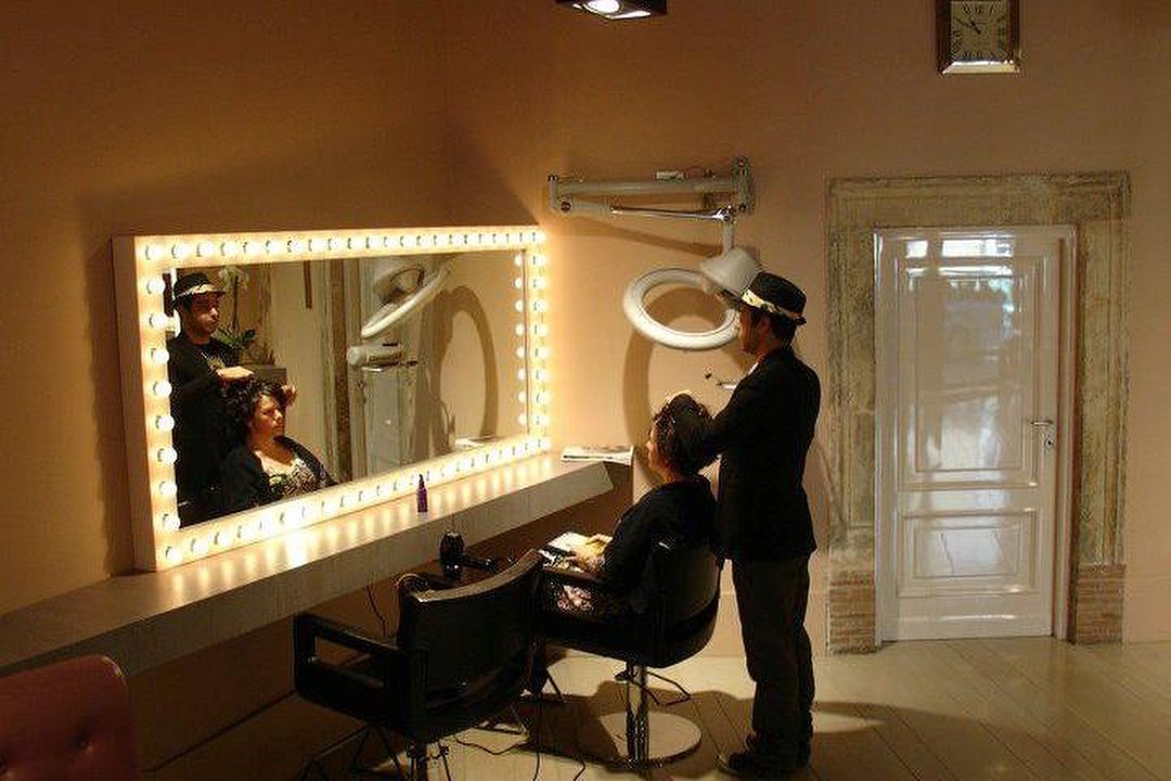 Leopardi Hairdressing, Centro Storico, Roma