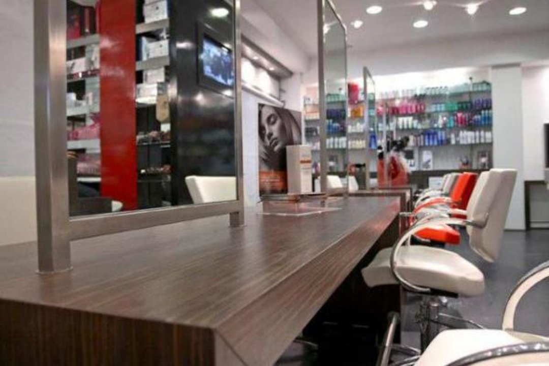 Max Hair , Livorno