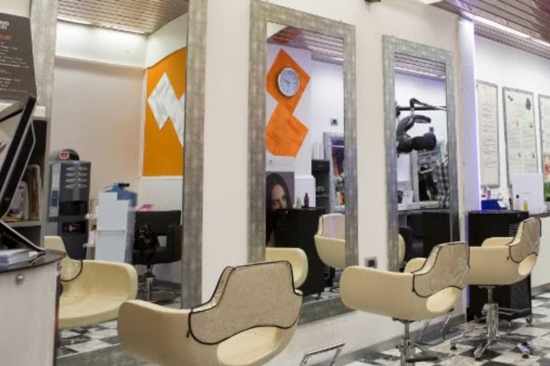 Caputo Hairdressing, Lecce