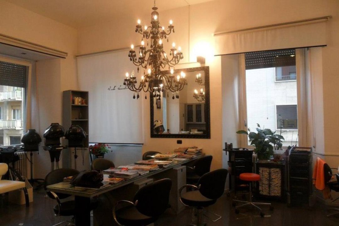 Vito Coiffeur, Ancona, Marche