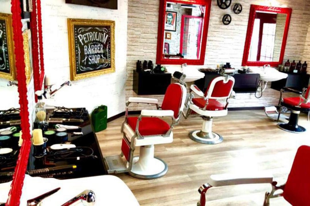 Petrolium Barber Shop, San Giovanni, Roma