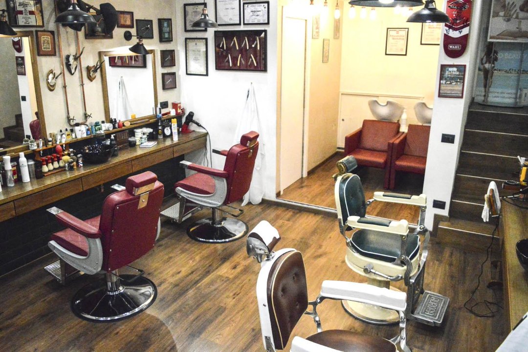 Andrew Barbershop, Campania